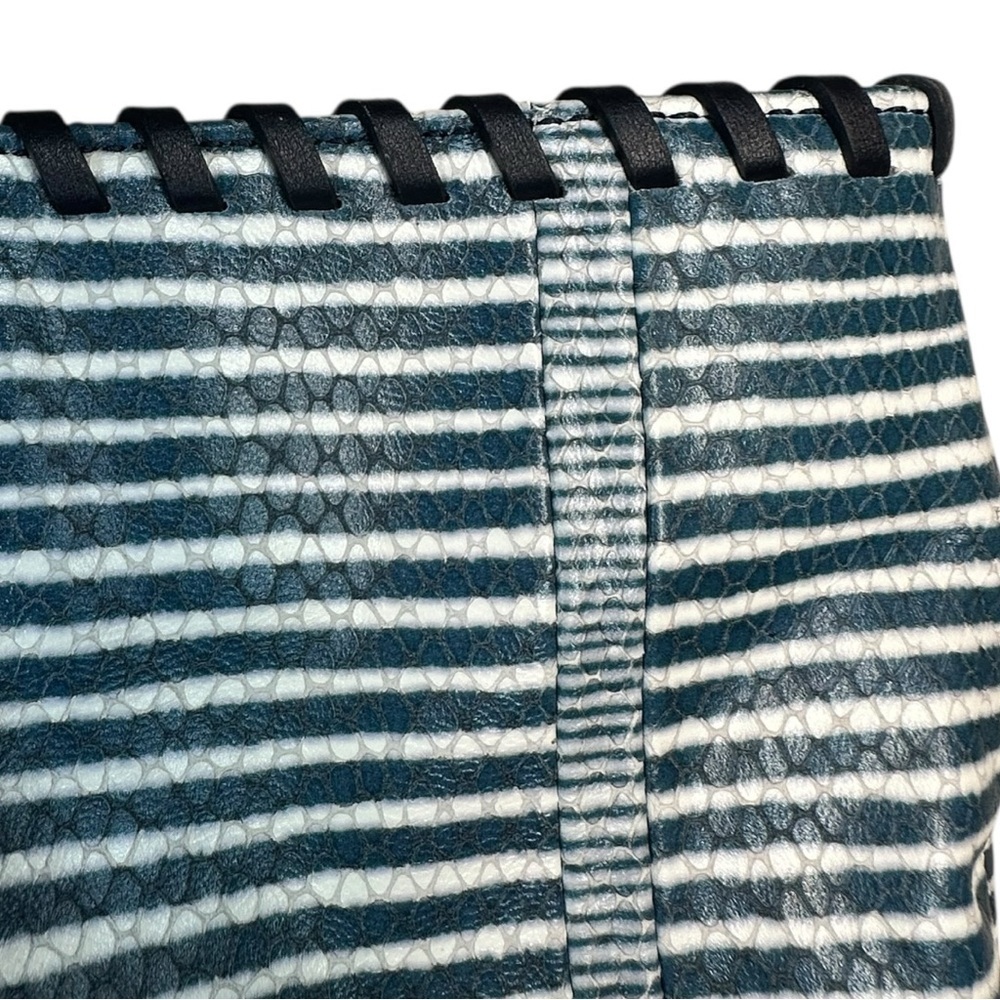 Tory Burch Tote Navy & White - Picture 7 of 16